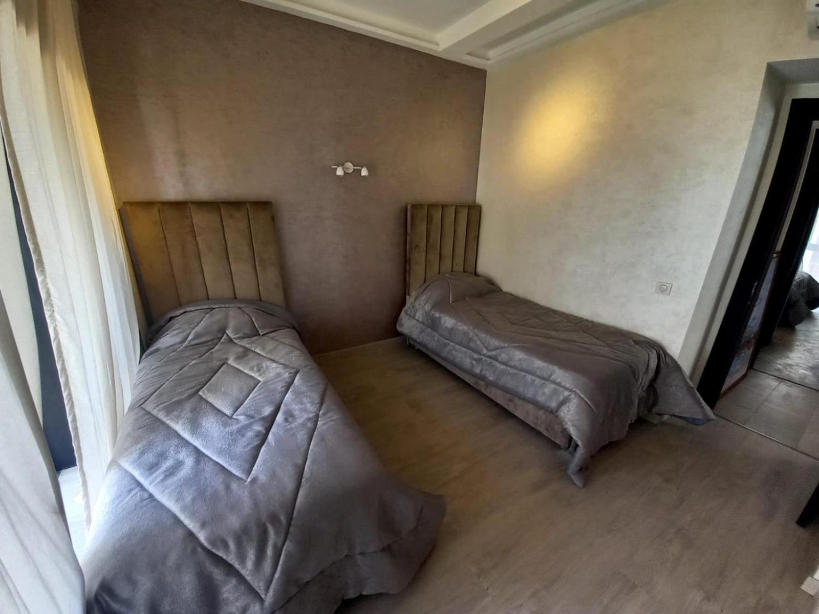 Luxe Bord De Prestige Apartment